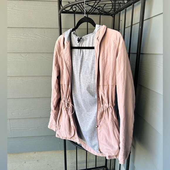 Medium light pink jacket - Picture 2 of 4